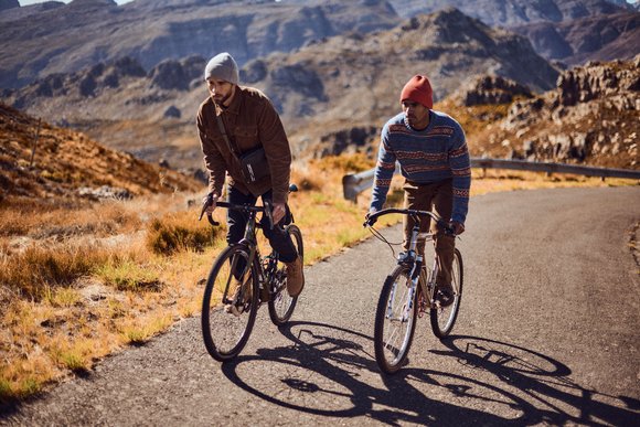 Paar auf Bike-Tour